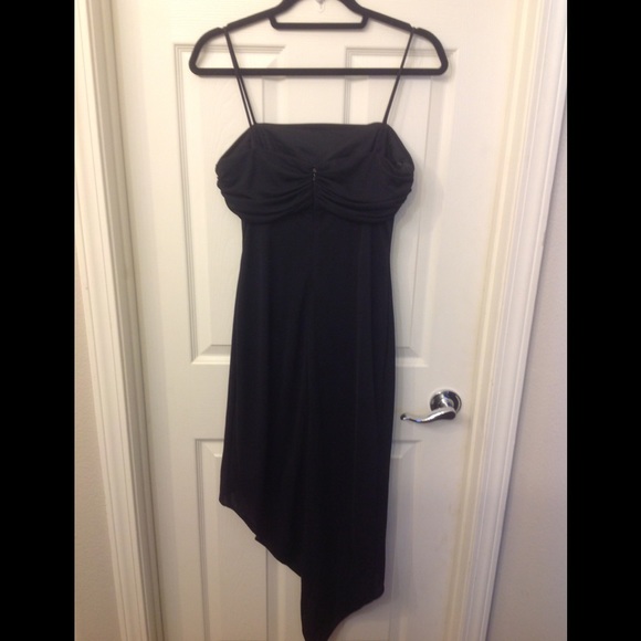 Host Pick Couture Black Size 6 LBD EUC - Picture 3 of 3